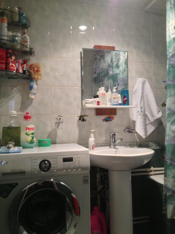 Room In Apartment At Tigrana Metsa Jerevan Rum bild